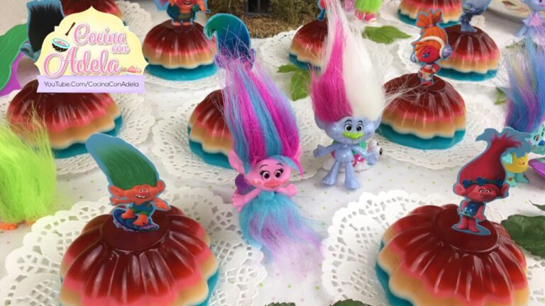 Deliciosas gelatinas de colores para fiestas infantiles