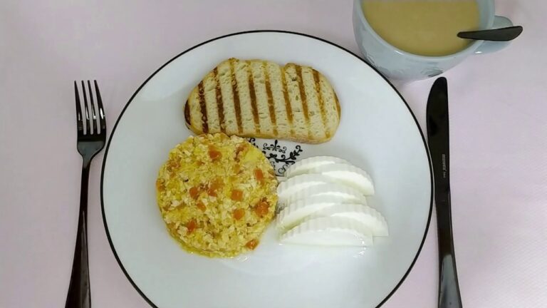 Desayunos Nutritivos con Huevos Revueltos Frescos