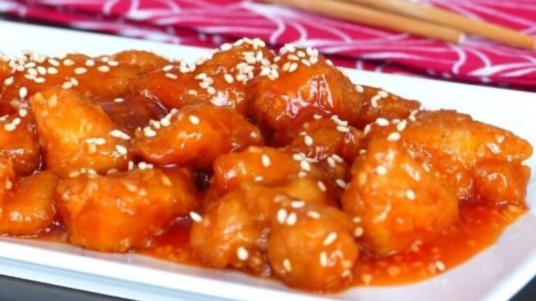 Sabores Ex&oacute;ticos: Delicias de la Comida Vietnamita en un Restaurante Internacional
